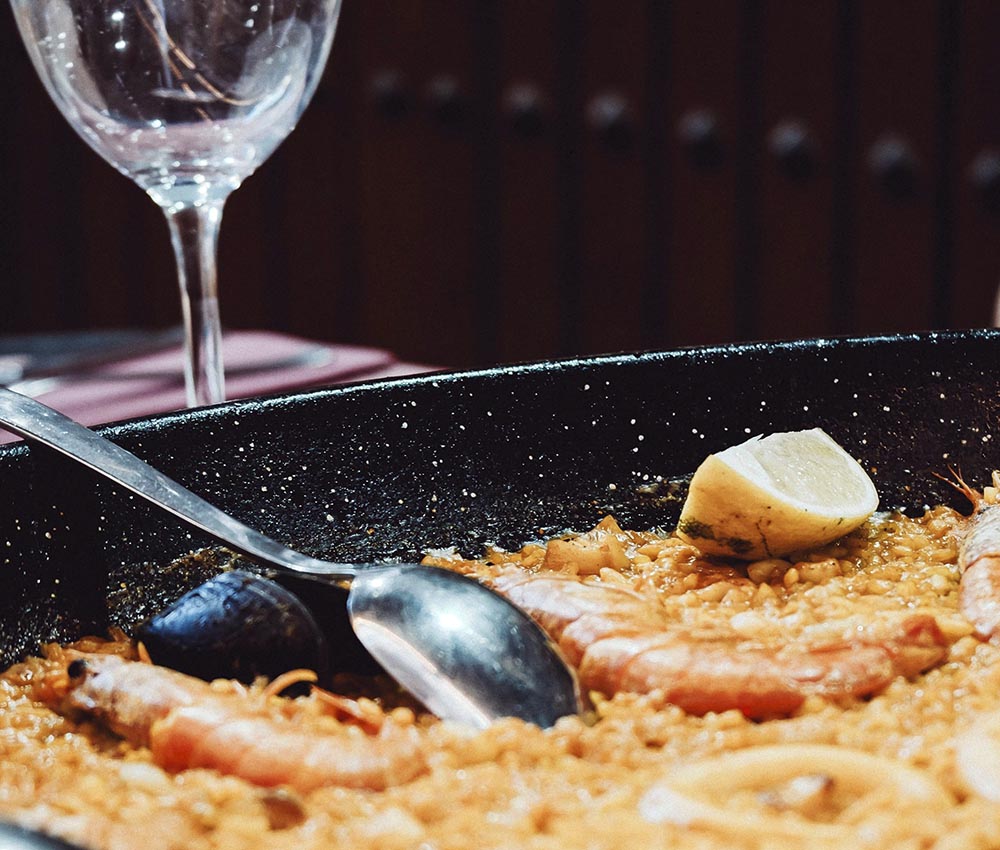 RESTAURANTE EN FIGUERES Productos Locales y Cocina Casera